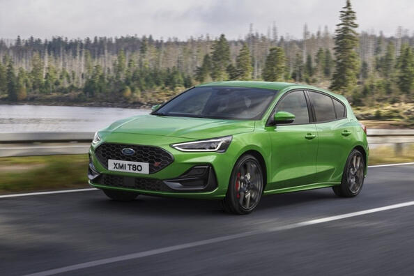 Ford Focus ST: revisione della versione restyling