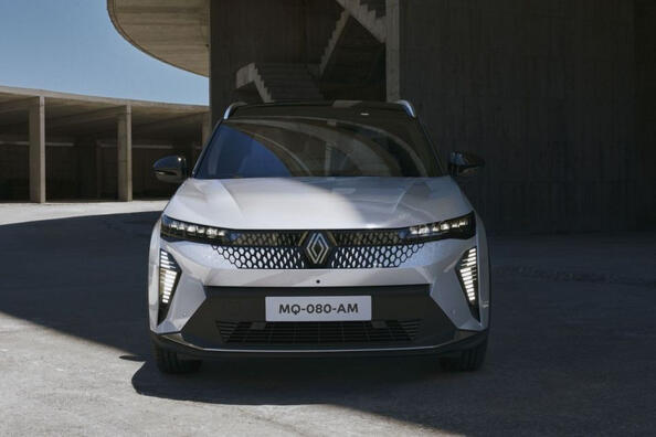 Recensione del crossover elettrico Renault Scenic E-Tech