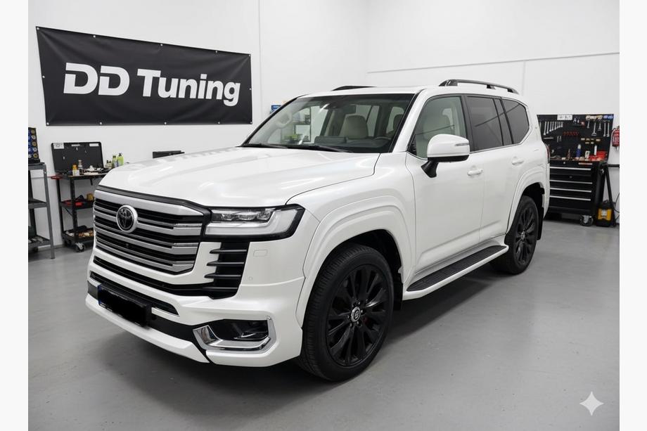 Toyota Land Cruiser 300 2021- Allargatori passaruota VXR Image
