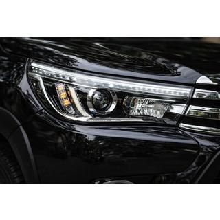 Fari anteriori OEM V2 2015-2019 (per lampada Xenon o LED, set di 2) foto 1