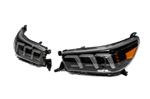 Toyota Hilux 2015- Fari anteriori design Lexus V2 2015-2019 (set di 2) foto 3