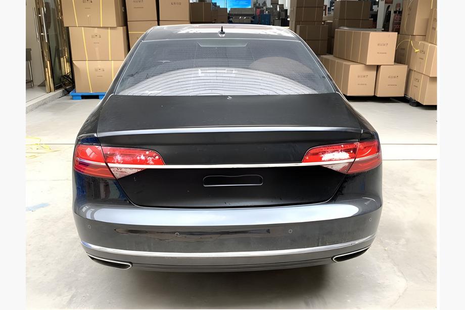 Audi A8 2010-2018 Cofano bagagliaio (2014-2018) Foto 1