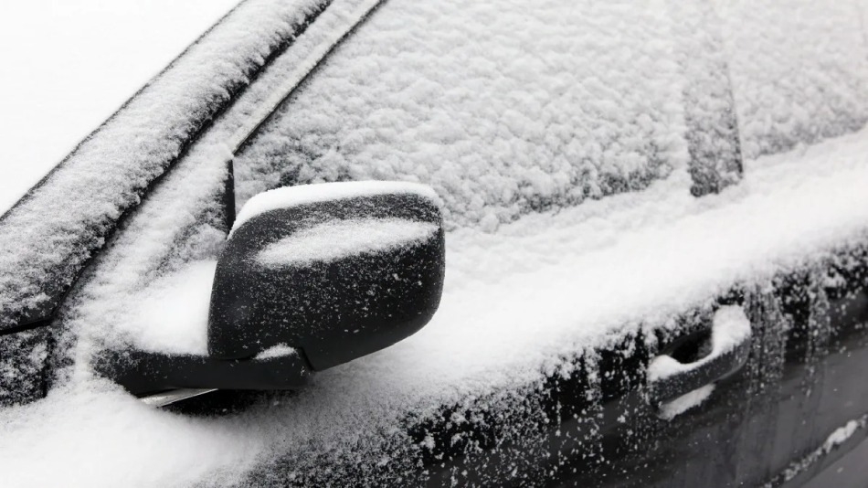 L’impatto del gelo sull’auto: conseguenze e precauzioni