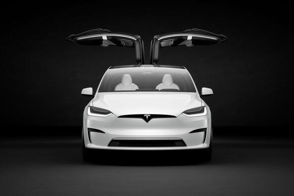 Recensione Tesla Model X: restyling della prima generazione