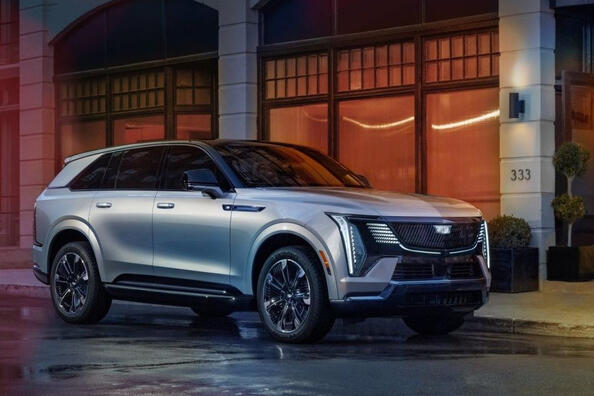 Recensione Cadillac Escalade IQ: l’era elettrica del lusso
