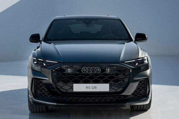 Recensione Audi RS Q8: restyling del 2024