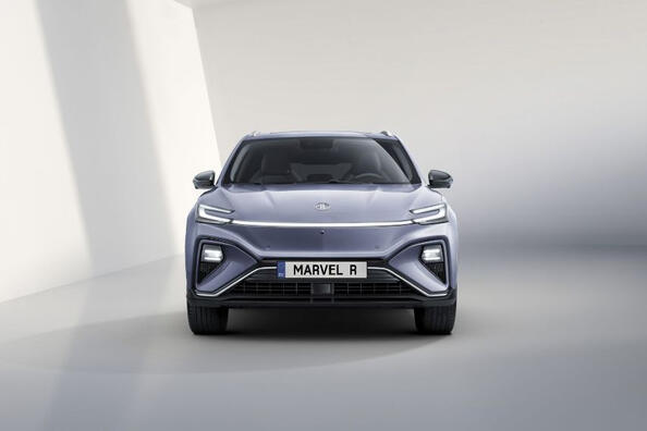 Recensione dell’auto elettrica MG Marvel R