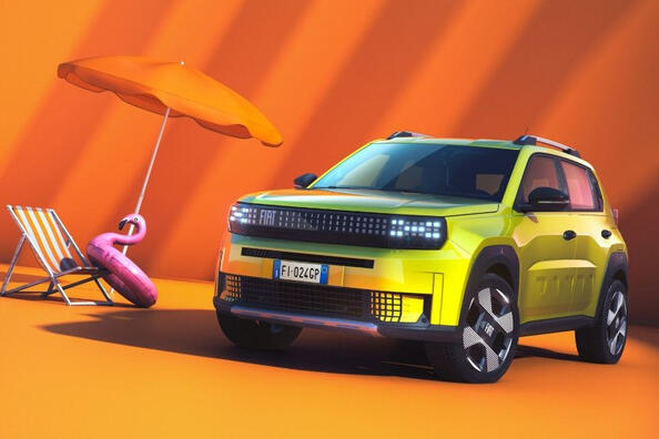 Recensione della city car elettrica compatta Fiat Grande Panda Electric Foto 2