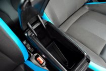 Fiat 500/500L 2013-2022 Bracciolo (nel portabicchieri) foto 3