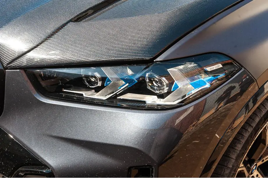 BMW X5 G05 2019–2026 Fari Anteriori Laser (per 2023+) Image