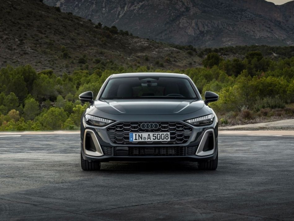 Recensione della terza generazione dell’Audi A5 2024 liftback