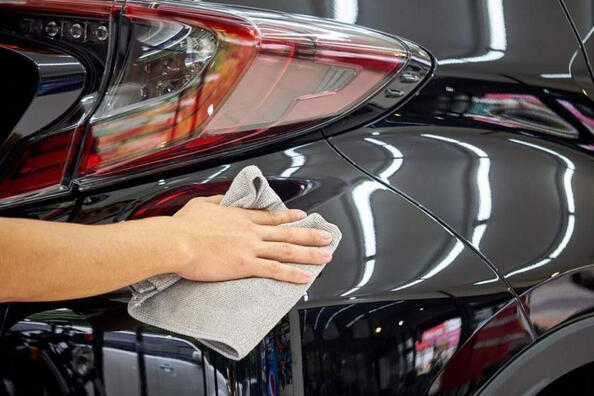 Come scegliere un prodotto lucidante per la carrozzeria dell’auto?