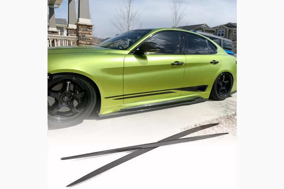 Alfa Romeo Giulia 2016-2022 Minigonne Laterali V1 (per Base/Sport, Carbonio) Image