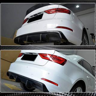 Diffusore paraurti posteriore V2 (per Base Sedan 2012-2016, Carbonio) foto 4