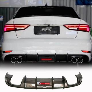 Diffusore paraurti posteriore con luce freno a LED (per Base Sedan 2017-2020, Carbonio) foto 1
