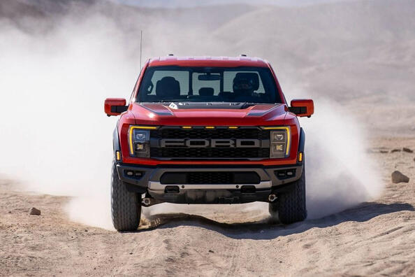 Recensione del pick-up ad alte prestazioni Ford F-150 Raptor