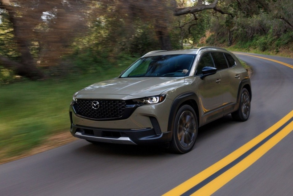 Recensione dell’elegante e comoda Mazda CX-50