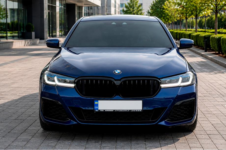 BMW Serie 5 G30/G31 2017–2023 Fari anteriori Full LED Laser restyling (sostituzione paraurti) Image