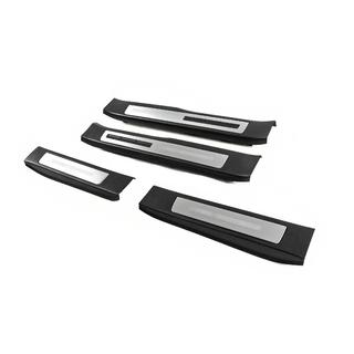 Battitacco con illuminazione (4 pz) Toyota Land Cruiser 300 2021- foto 1