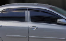 Toyota Corolla 2007-2013 Deflettori Finestrini (4 pz, Sunplex Sport) foto 4
