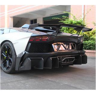 Copertura Paraurti Posteriore Carbonio Lamborghini Aventador 2011-2022 foto 2