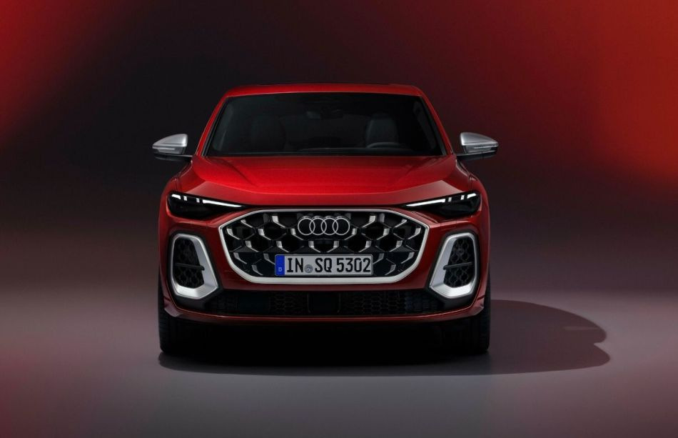 Audi SQ5 Sportback 2025: recensione della crossover coupé sportiva