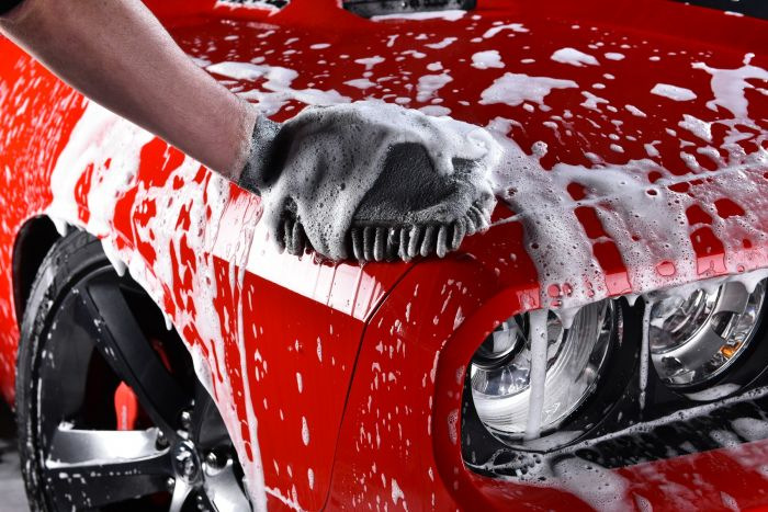 Come scegliere uno shampoo per auto per il lavaggio a mano: consigli e raccomandazioni