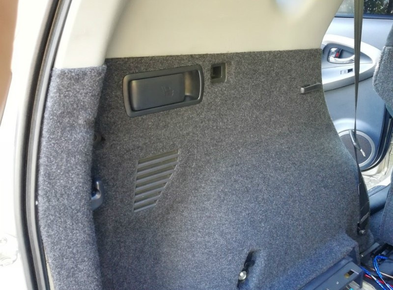 Moquette per auto: conosciamo i pro e i contro