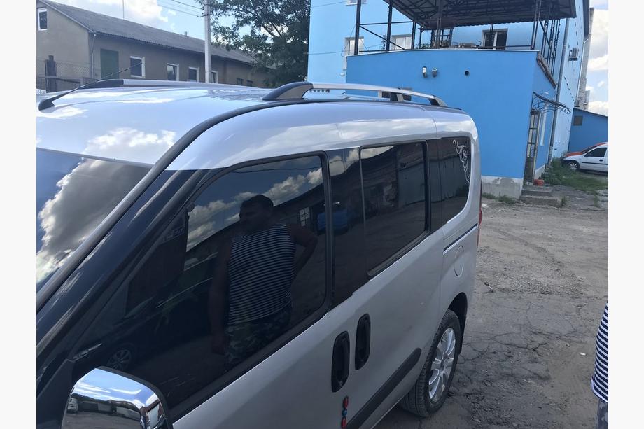 Opel Combo 2012-2018 OFFERTA!!! Barre Portatutto Grigio Metallizzato (Piedini in Plastica) Base Maxi Foto 7