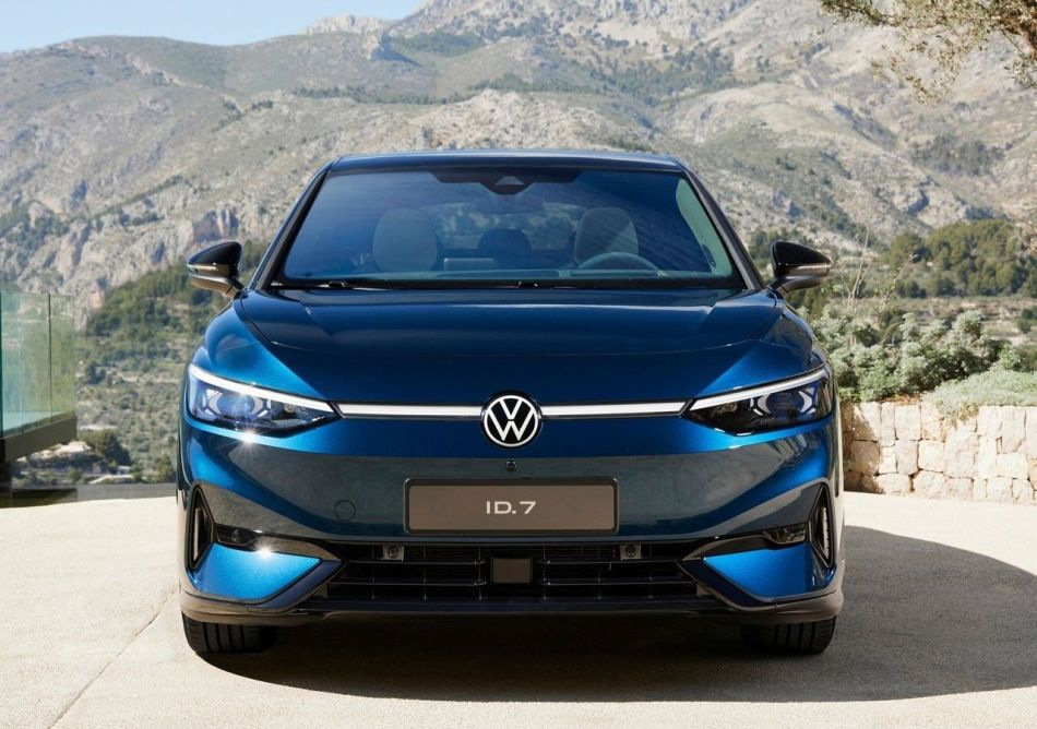 Volkswagen ID.7: specifiche tecniche, equipaggiamento e caratteristiche di design della liftback elettrica