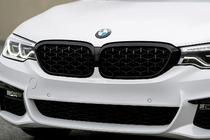 BMW Serie 5 G30/G31 2017–2023 Griglie renali Diamond Black V1 (2017-2020, cornice nera) foto 1