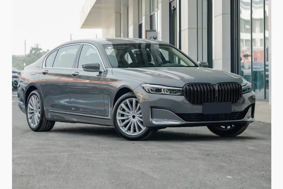 BMW 7 Series G11/G12 2015-2022 Calandra Reniforme 1 Barra (2019-2022, Nero Lucido) Foto 1
