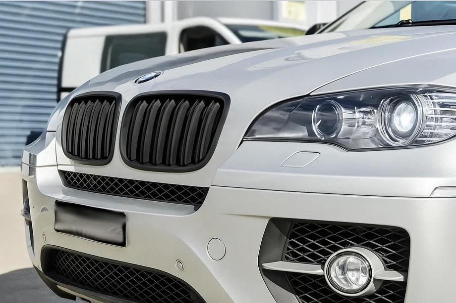 BMW X5 E70 2007-2013 Reni M-Look (nero opaco) Image