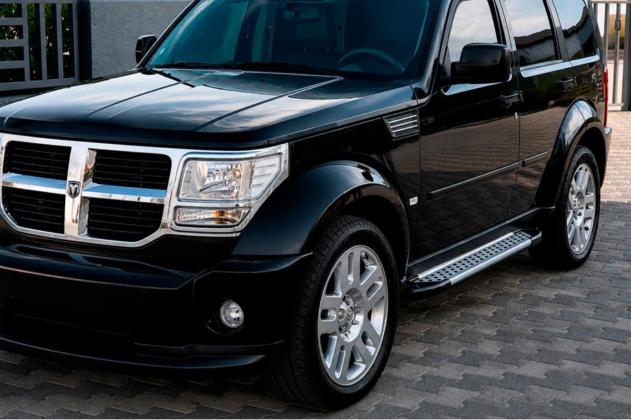 Dodge Nitro 2006-2011 Pedane laterali Allmond Grey (2 pz, alluminio) Image