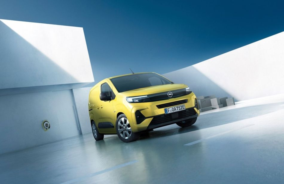 Recensione del furgone elettrico Opel Combo Cargo Electric
