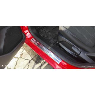Battitacco inox Carmos V1 set 4 pezzi Ford Fiesta 2008-2017 foto 4