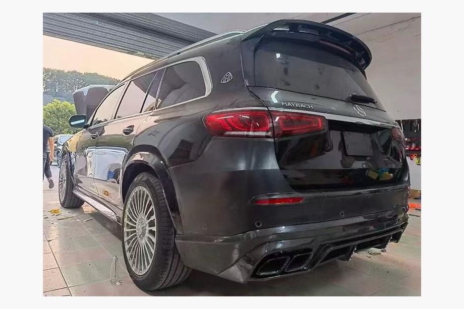Mercedes GLS X167 2019- Kit carrozzeria LRT Carbon (per Maybach 2019-2023) Foto 14