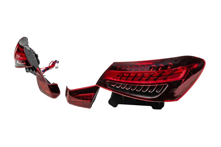 Mercedes E-class W213 2016-2023 Kit Restyling AMG-Line 2024 Foto 30