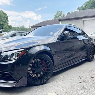 Minigonne Laterali V4 (per C43/C63 AMG 2015-2019, Carbonio) foto 2
