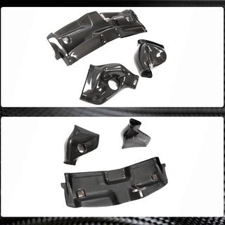 Corpo sistema di aspirazione aria fredda con coperchio (Dry Carbon) per C63 AMG 2012-2014 foto 4