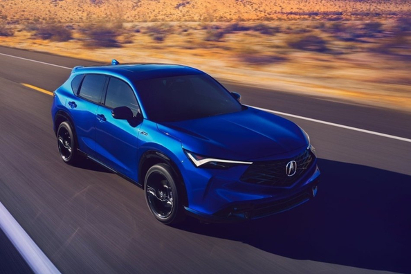 Recensione Acura ADX 2025: un nuovo protagonista nella categoria dei SUV compatti Foto 2
