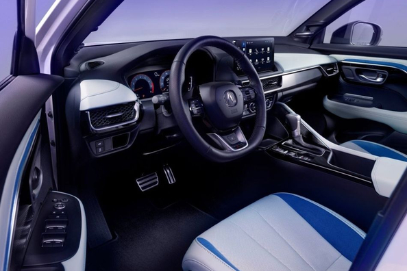 Recensione Acura ADX 2025: un nuovo protagonista nella categoria dei SUV compatti Foto 5