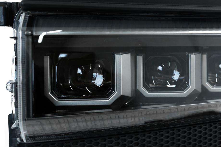 Toyota Land Cruiser Prado 250 2023- Fari anteriori 3-LED (2 pz) Foto 9