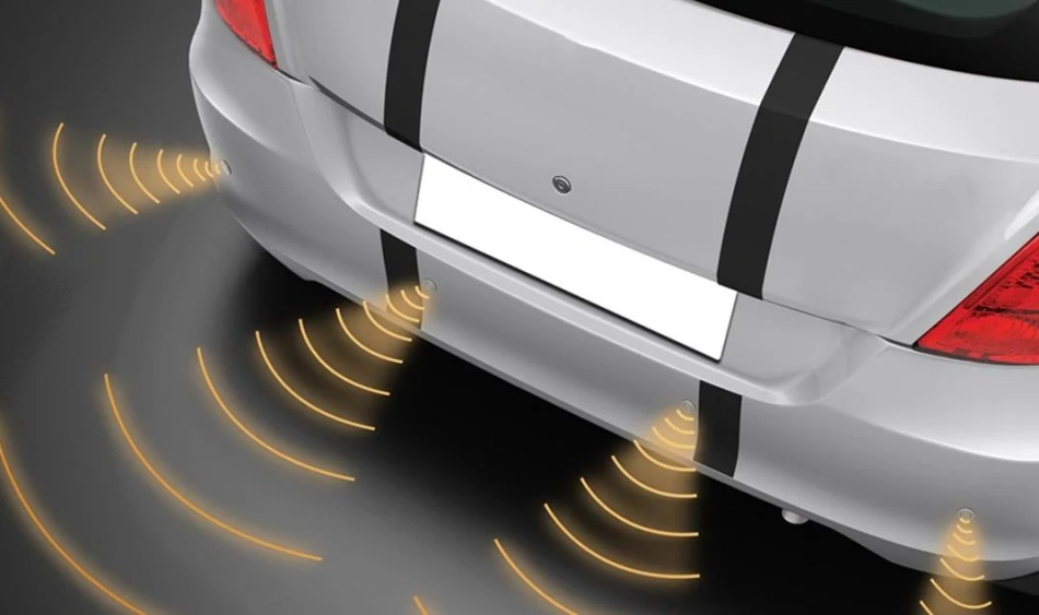 Cosa sono i sensori di parcheggio in un’auto e come funzionano?
