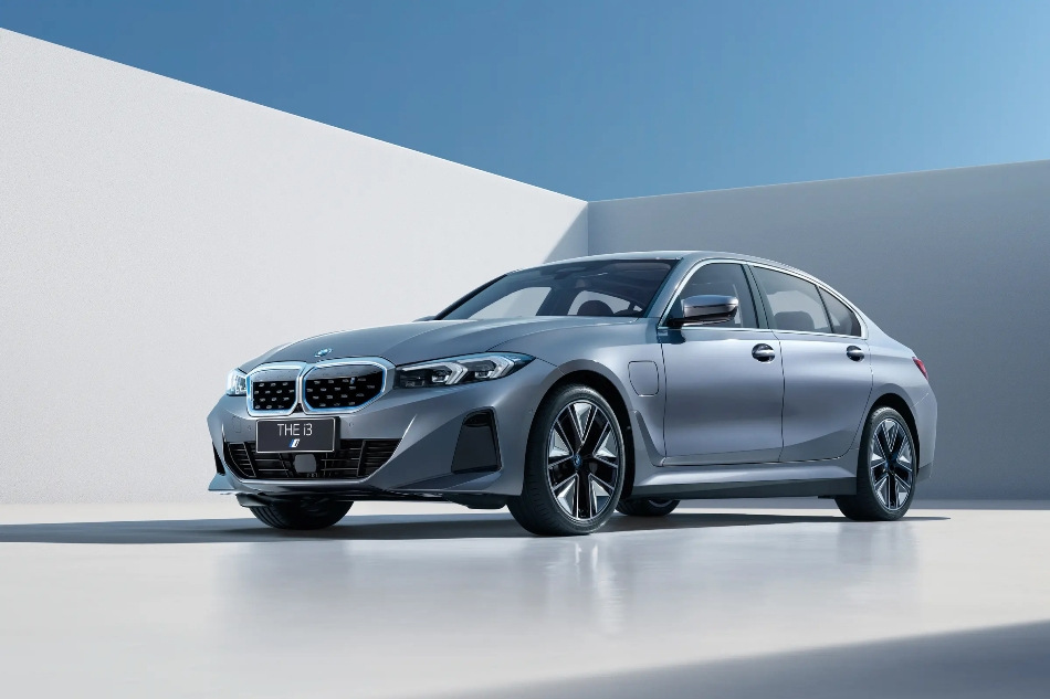 Recensione della BMW i3 Sedan (G28): potenza elettrica e stile