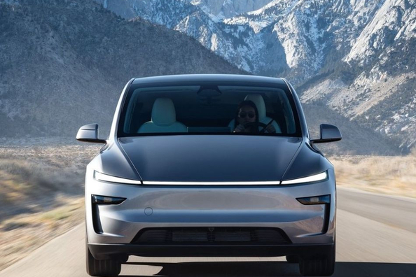Recensione della Tesla Model Y 2025: un crossover elettrico di nuova generazione