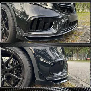 Flap paraurti anteriore in carbonio (per GLA45 AMG 2017-2020) foto 3