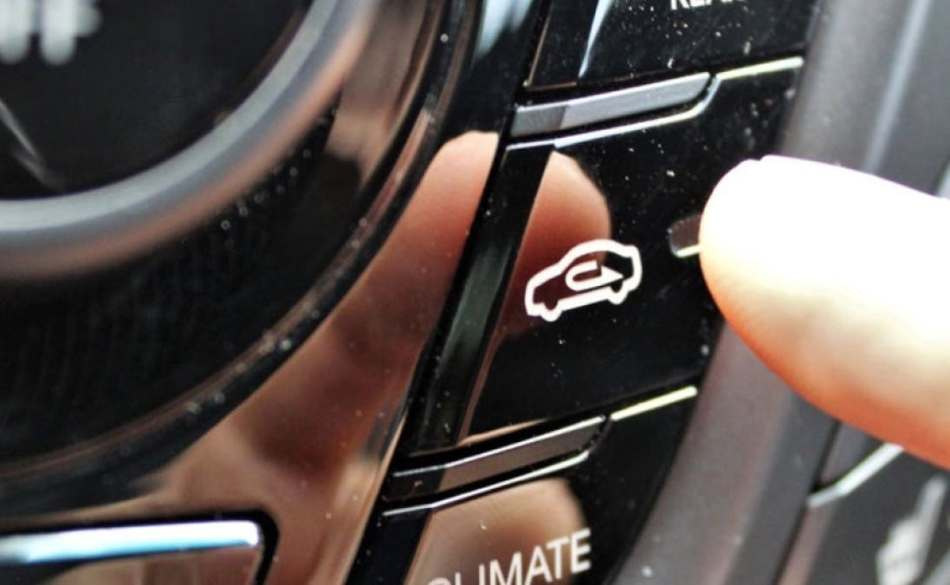 Ricircolo dell’aria in auto: quando premere il pulsante?