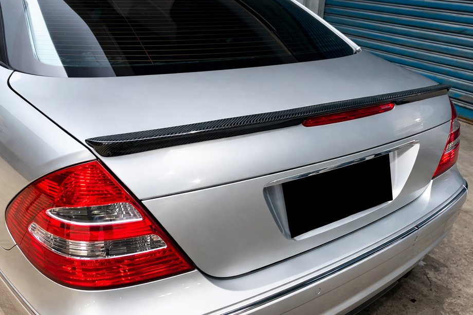 Mercedes E-сlass W211 2002-2009 Spoiler (Carbonio) Image