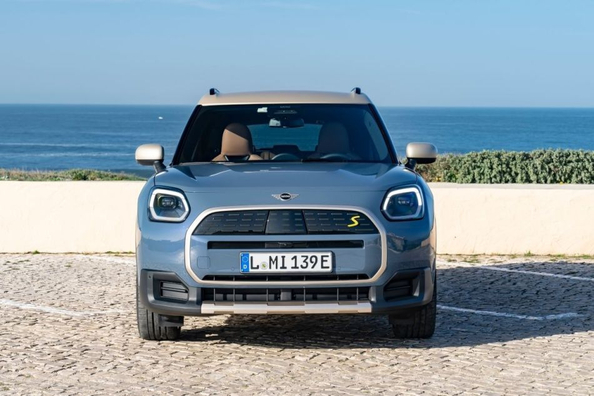 Recensione della Mini Countryman Electric: l’evoluzione elettrica di un crossover elegante Foto 2